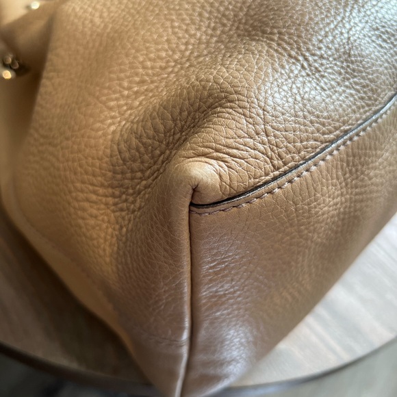 AUTHENTIC GUCCI Pebbled Calfskin Large Soho Chain Shoulder Bag Rose Beige - Picture 6 of 11